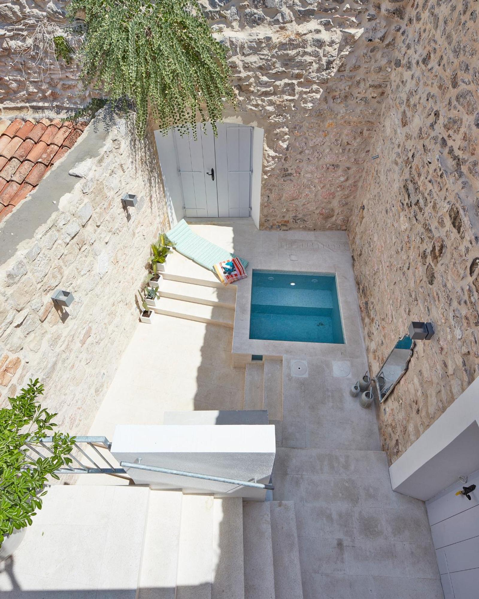 Вилла Orange Tree House Вис Экстерьер фото